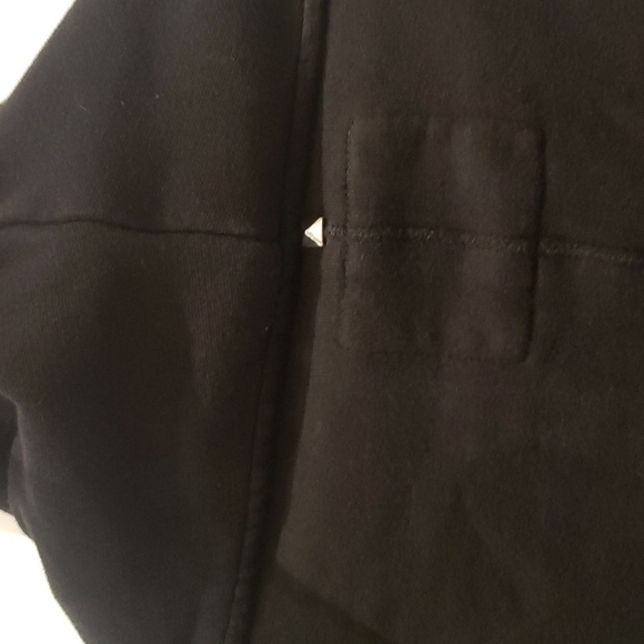 WILFRED Free Aritzia Black Hoodie Gold Diamond Studs Womens Large - Picture 9 of 9